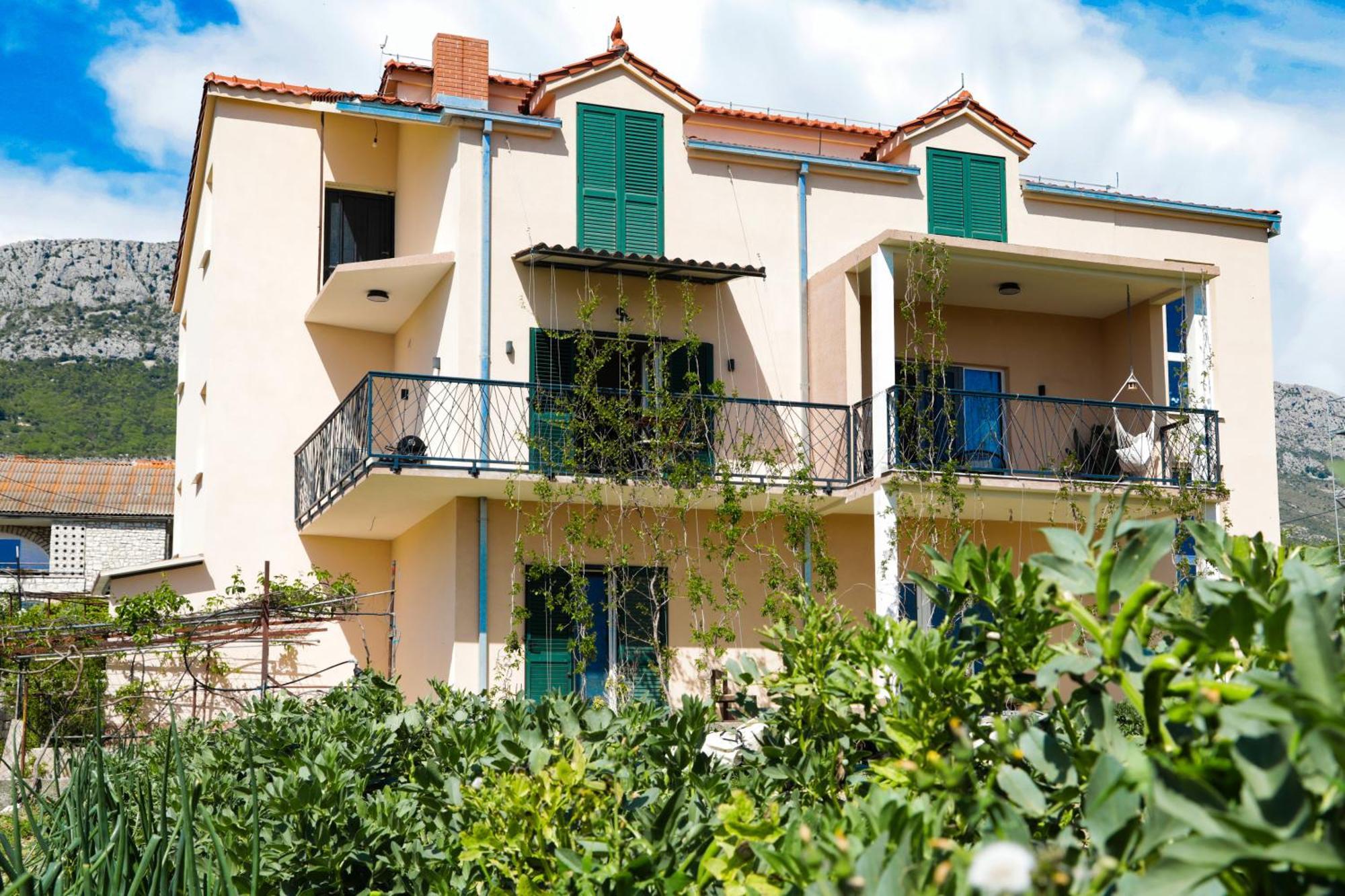4-Star Apartments Bianco Kaštela Exterior foto